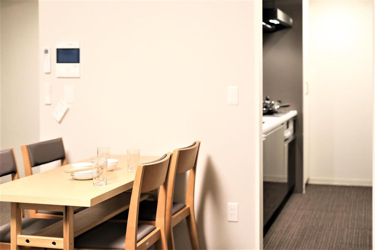 Takuto Hommachi West Apartment *