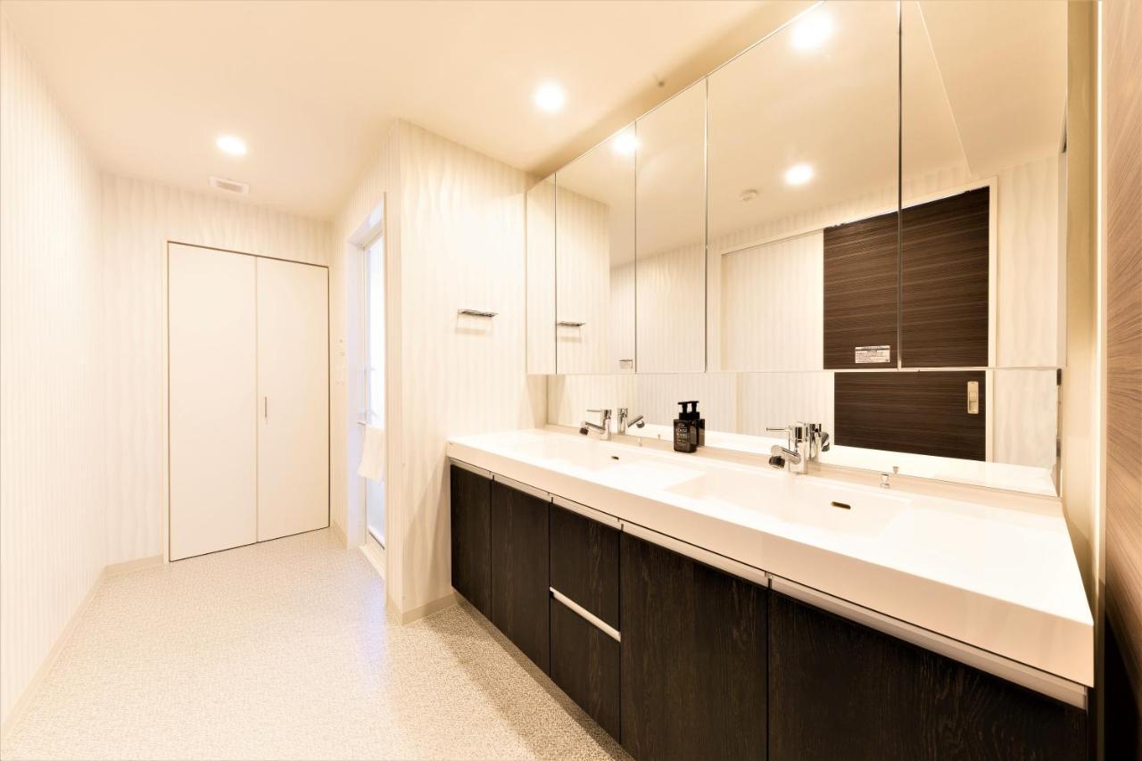 Takuto Hommachi West Apartment *